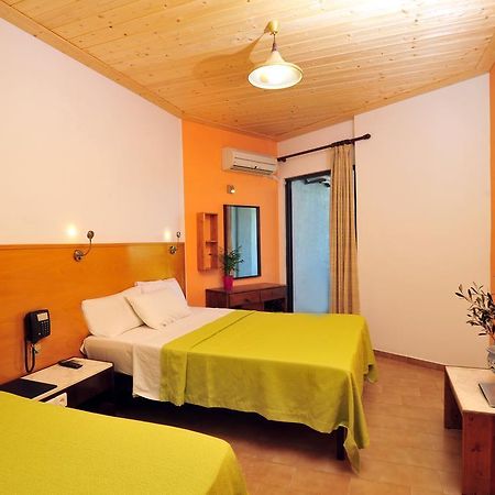 Valais Hotel อลิกานาส ภายนอก รูปภาพ